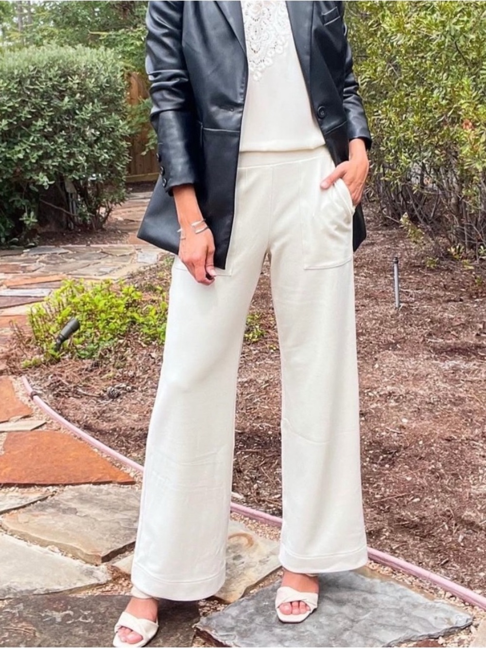 CAbi Lounge High Rise Patch Pocket Pants Style Number 4612